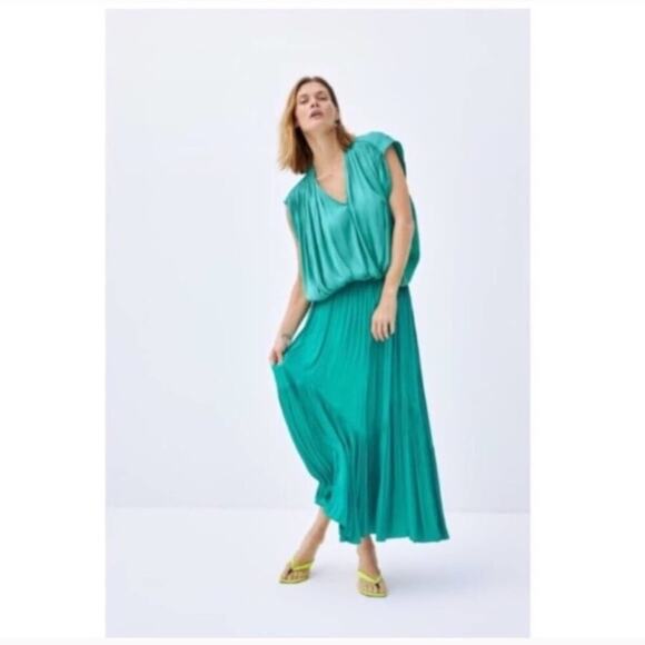 Zara Teal Green Blouse with Ruching - Picture 1 of 6